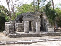 Maya-ru&iuml;nes van San Gervasio